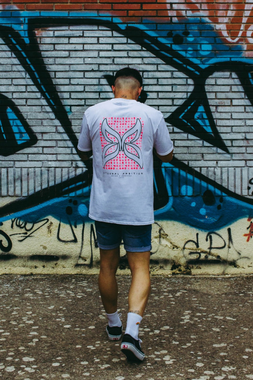 Camiseta White Kryda x Cervera